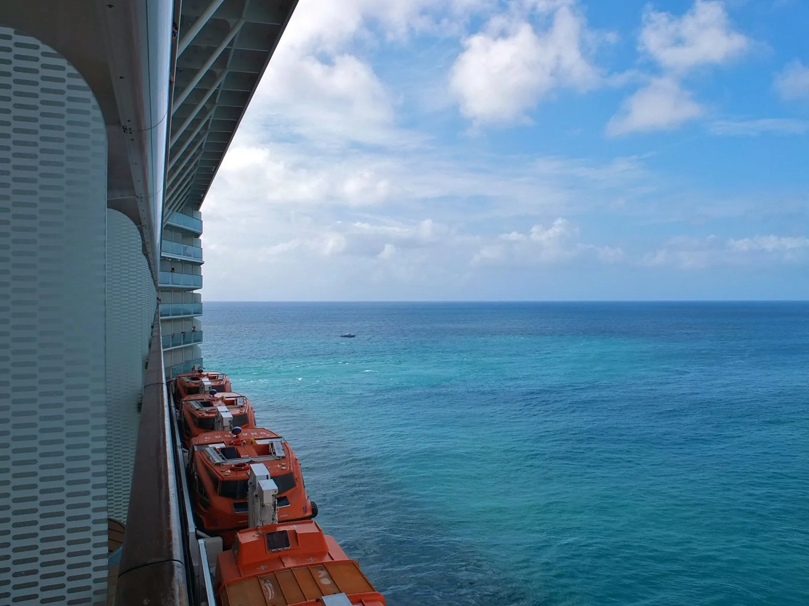 Ocean liner silhouette for luxury and occasion comparisons